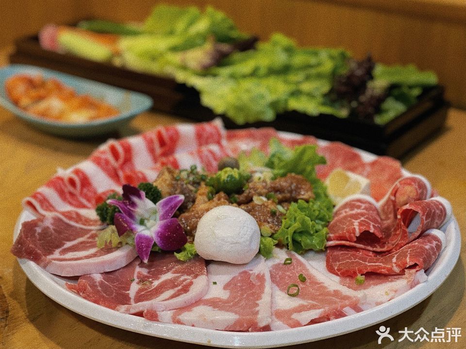 烤肉拼盘图片