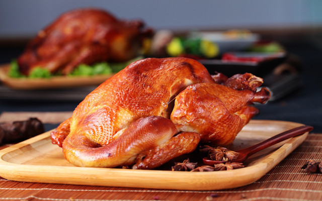 八珍熏鸡图片