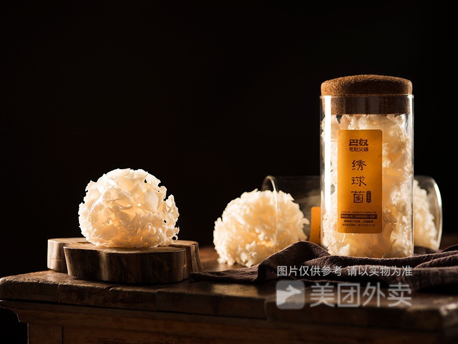 野山菌汤经典毛肚推荐菜:介绍:地址(在哪里):巴奴毛肚火锅(港汇万达店