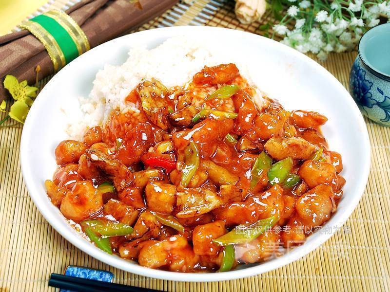 肉段茄子盖饭图片