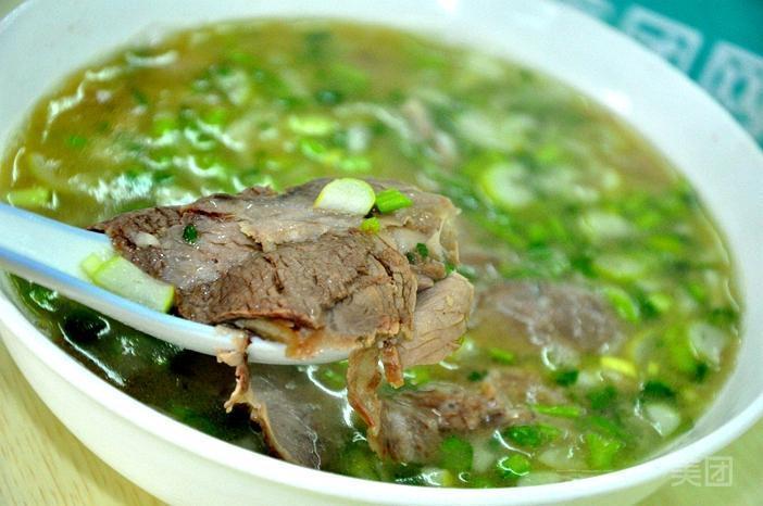 全牛汤推荐菜:介绍:地址(在哪里):全牛店位于潍坊市奎文区新城街道