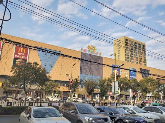 在哪儿):扬州市高邮市高邮街道通湖路颐丰花园门面房距离世贸广场200