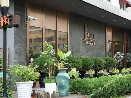 公寓地址(位置,怎么去,怎么走,在哪,在哪里,在哪儿):上海市徐汇区虹梅