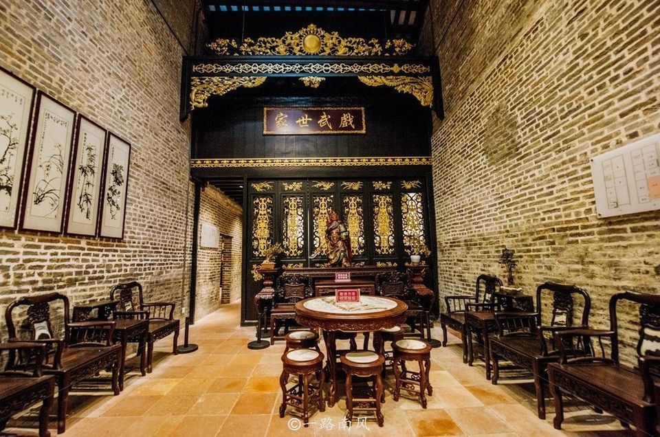 在哪,在哪里,在哪儿):广州市海珠区工业大道中220号电话:八和会馆地址