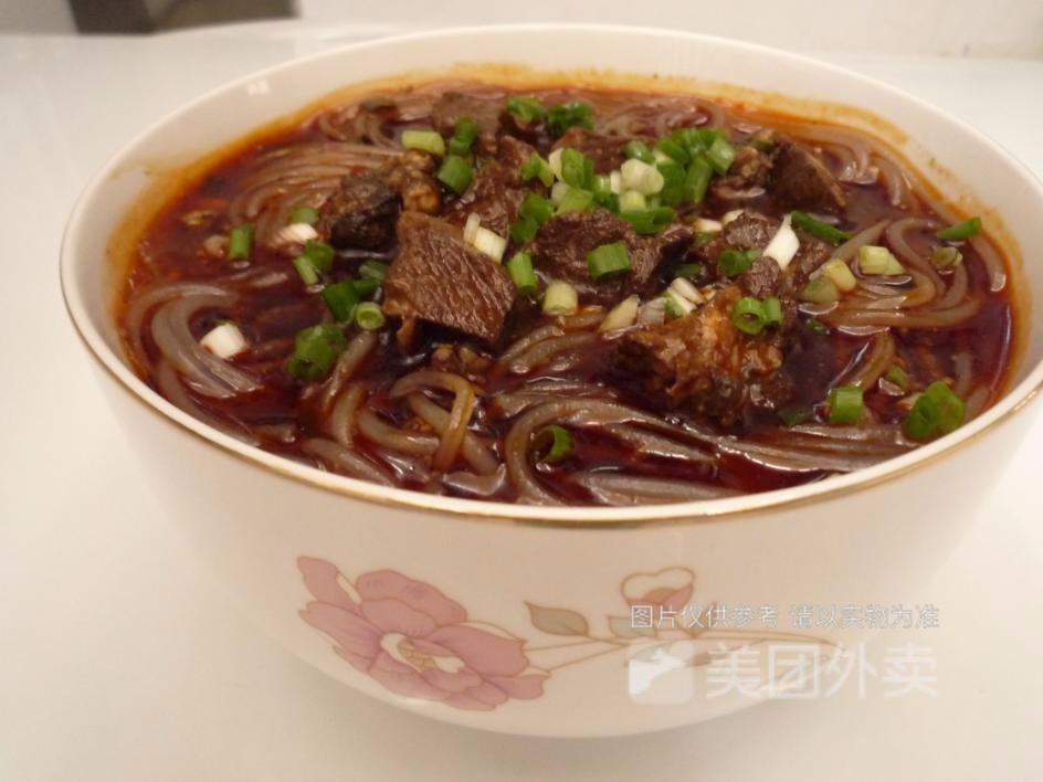 牛肉苕粉图片