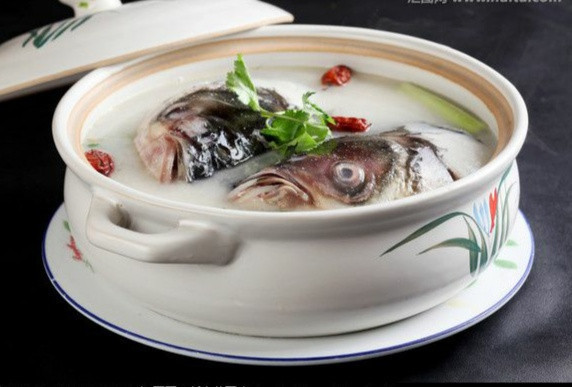 锅贴膜玉米烙推荐菜:介绍:地址(在哪里):南湾味道位于信阳市浉河区