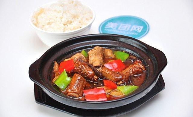 黄焖排骨图片