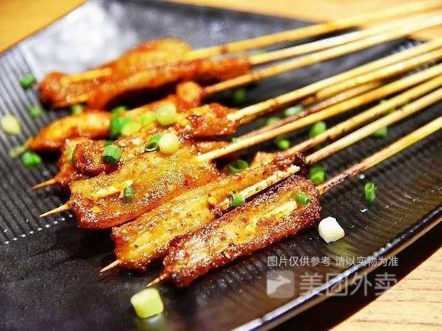 小二哥烤五花交大店