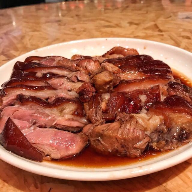 猪脚拼叉烧饭图片