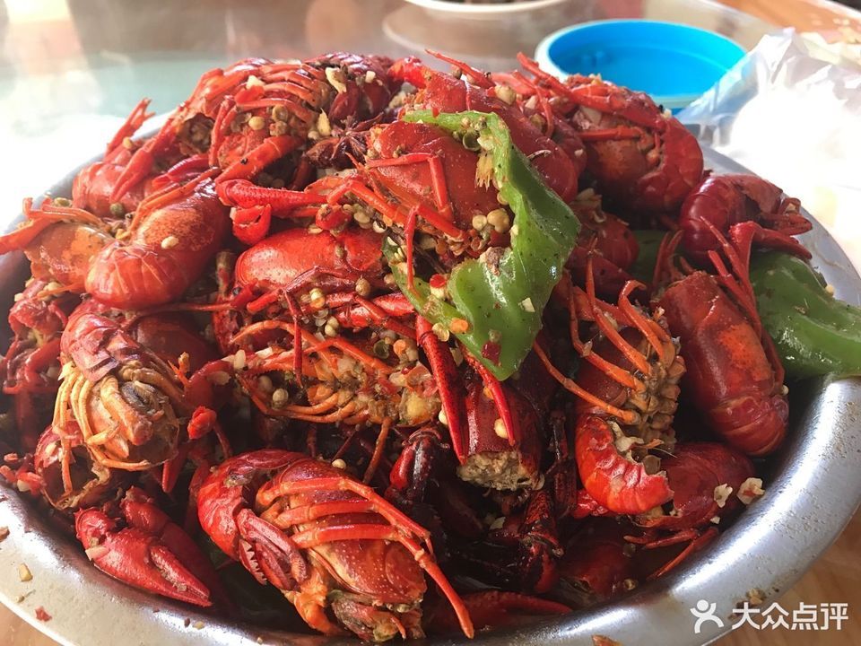 推荐菜:介绍:地址(在哪里):张大虾位于襄阳市宜城市雷河镇