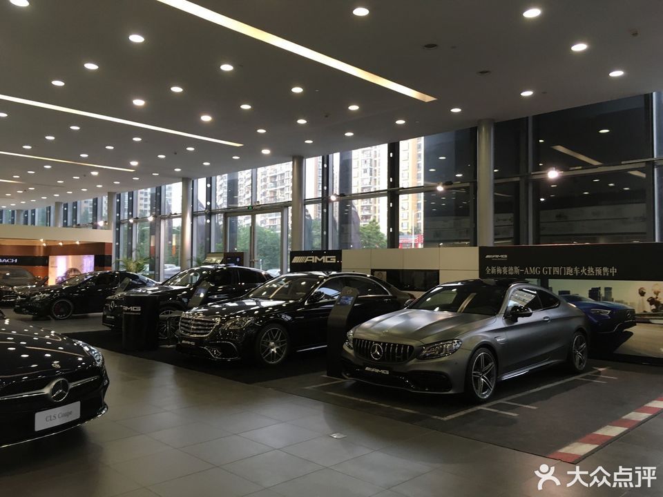 深圳大兴宝德奔驰4s店图片