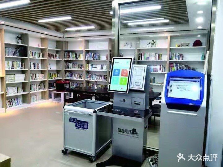 在哪兒):杭州市西湖區曙光路73號浙江圖書館電話:地址(位置,怎麼去