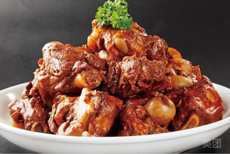 地锅酱大骨图片