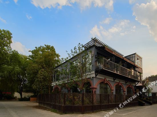 太湖龙之梦雅仕湖畔酒店