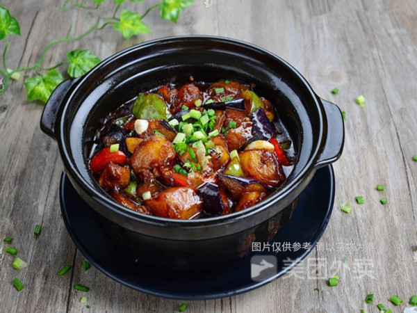 石锅地三鲜图片