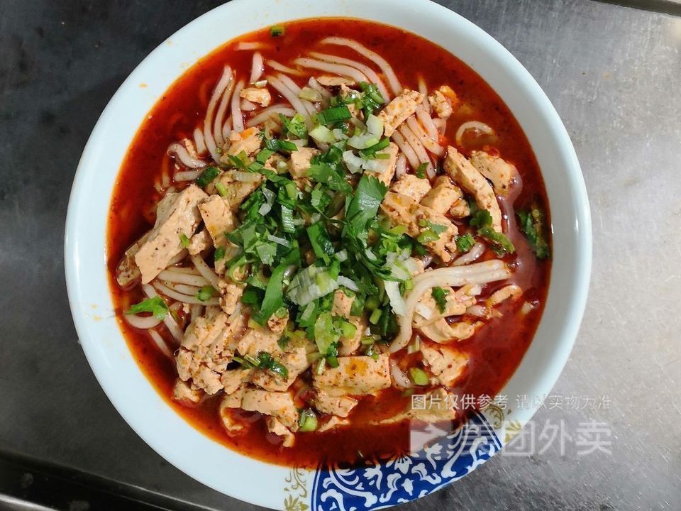 炸糕粉汤糕推荐菜:介绍:地址(在哪里):云大汤糕位于呼和浩特市托克托