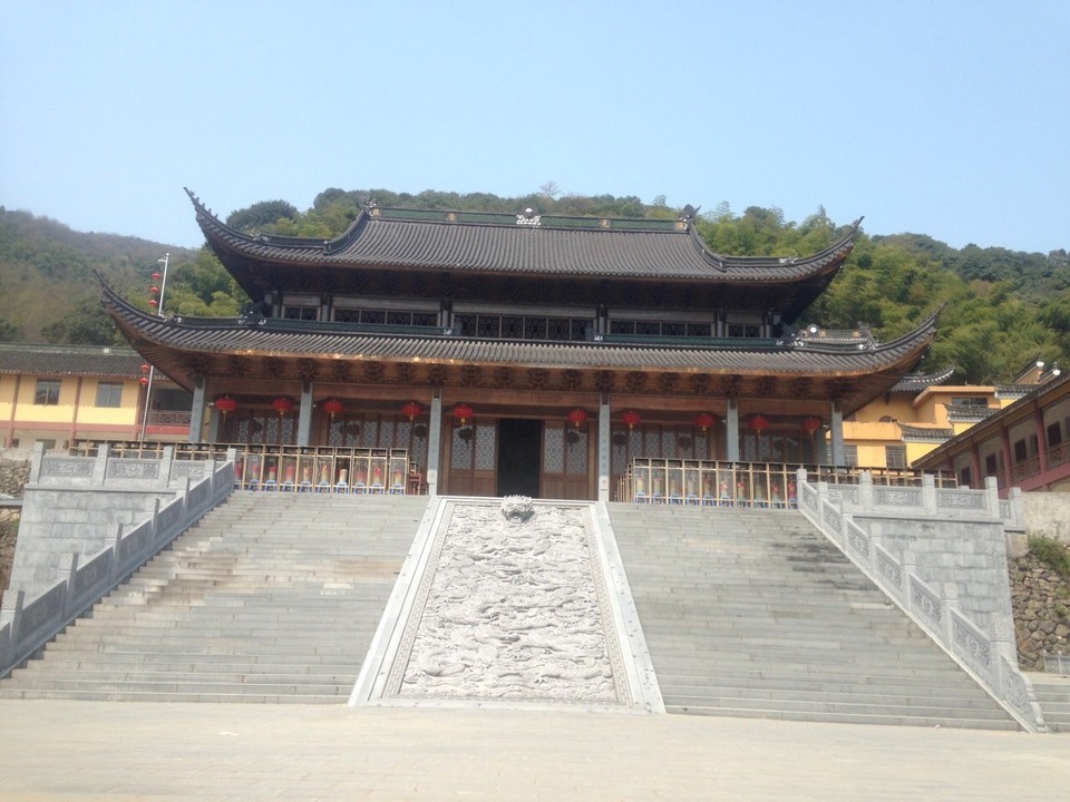 白云禅寺地址(位置,怎么去,怎么走,在哪,在哪里,在哪儿):宁波市鄞州区