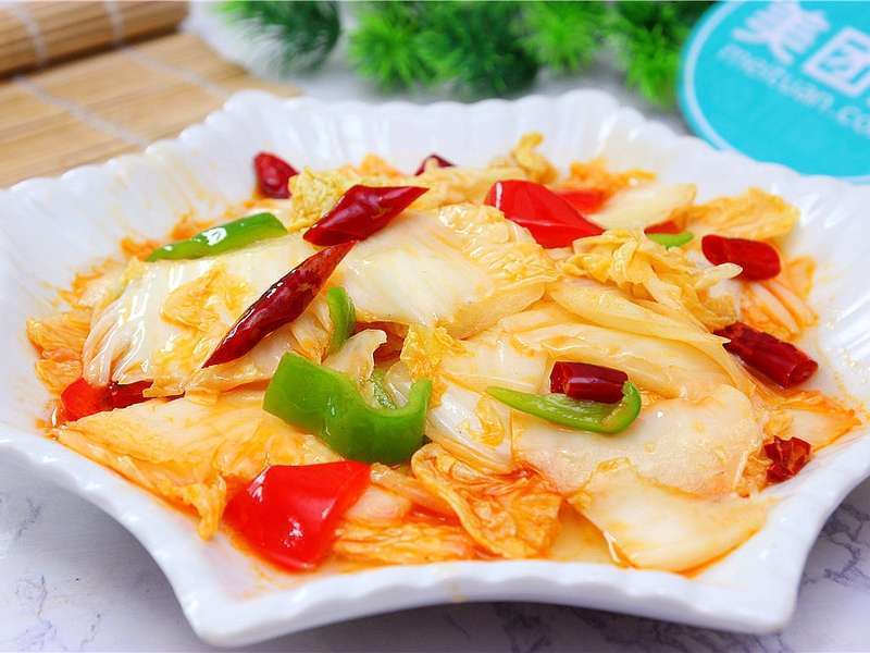 酸辣白菜盖浇面图片