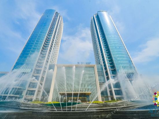 怎么去,怎么走,在哪,在哪里,在哪儿:青岛市即墨区通济街万丽国际广场