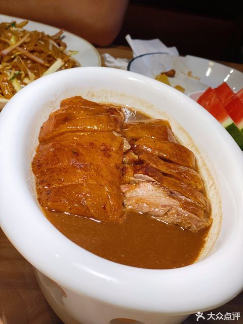 菠萝包推荐菜:介绍:地址(在哪里):广东味道·万宴城位于保定市莲池区