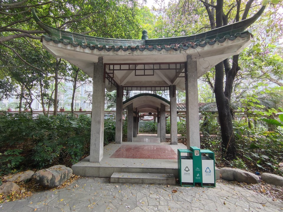 地址(在哪里):张九龄纪念公园位于广州市白云区金碧南路(近金碧新城)