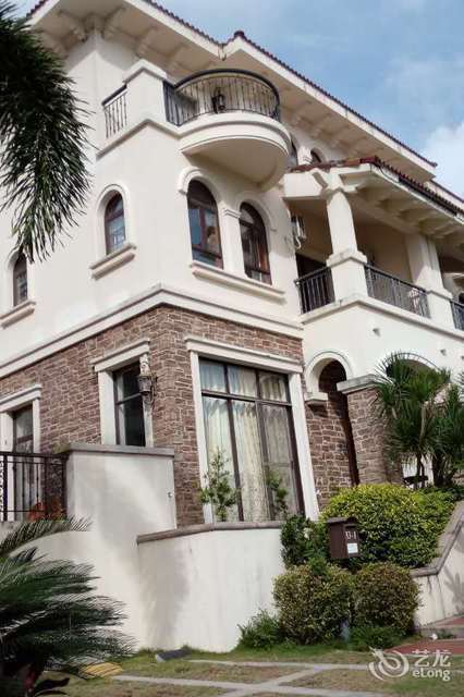 在哪,在哪里,在哪儿):惠州市惠东县巽寮湾凤池岛度假公寓傲海轩别墅33