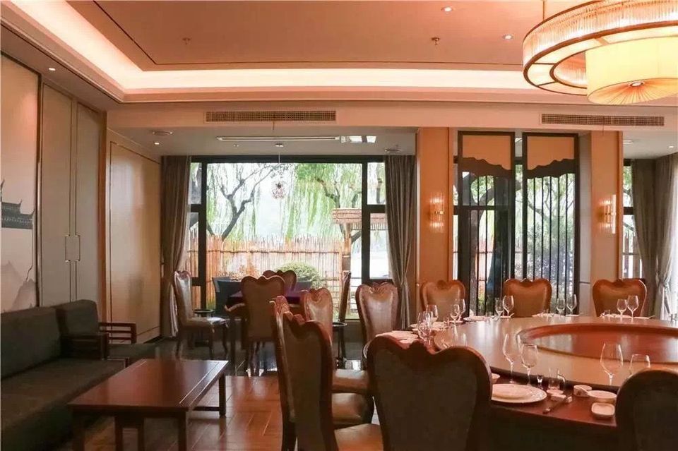 渔人码头湖景花园餐厅图片