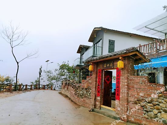 清远桃源镇桃花湖