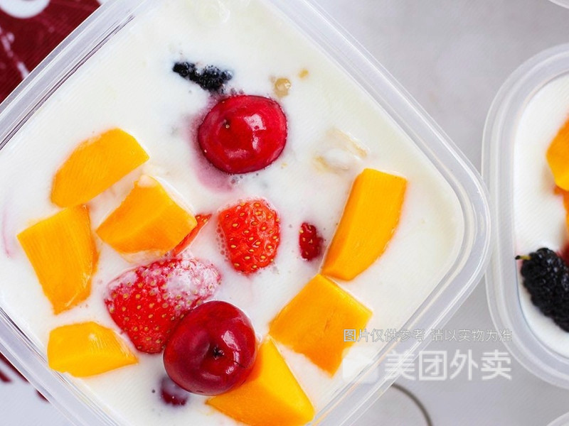 红心火龙果芒果拼盘图片