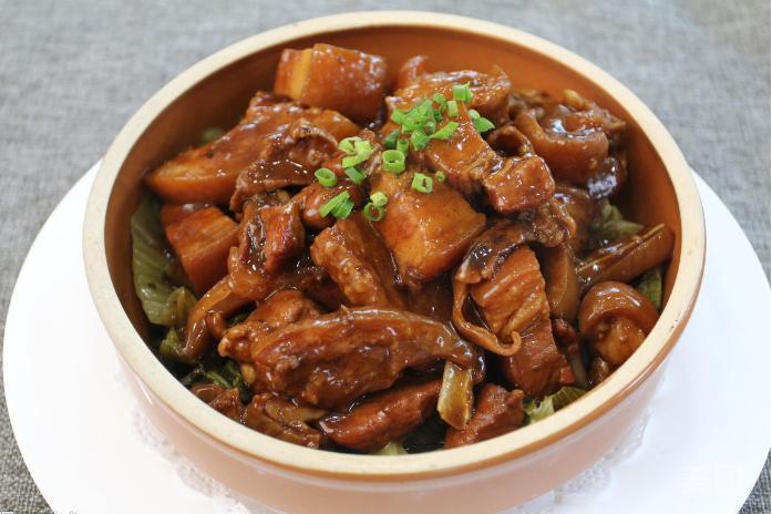 客家红焖肉图片