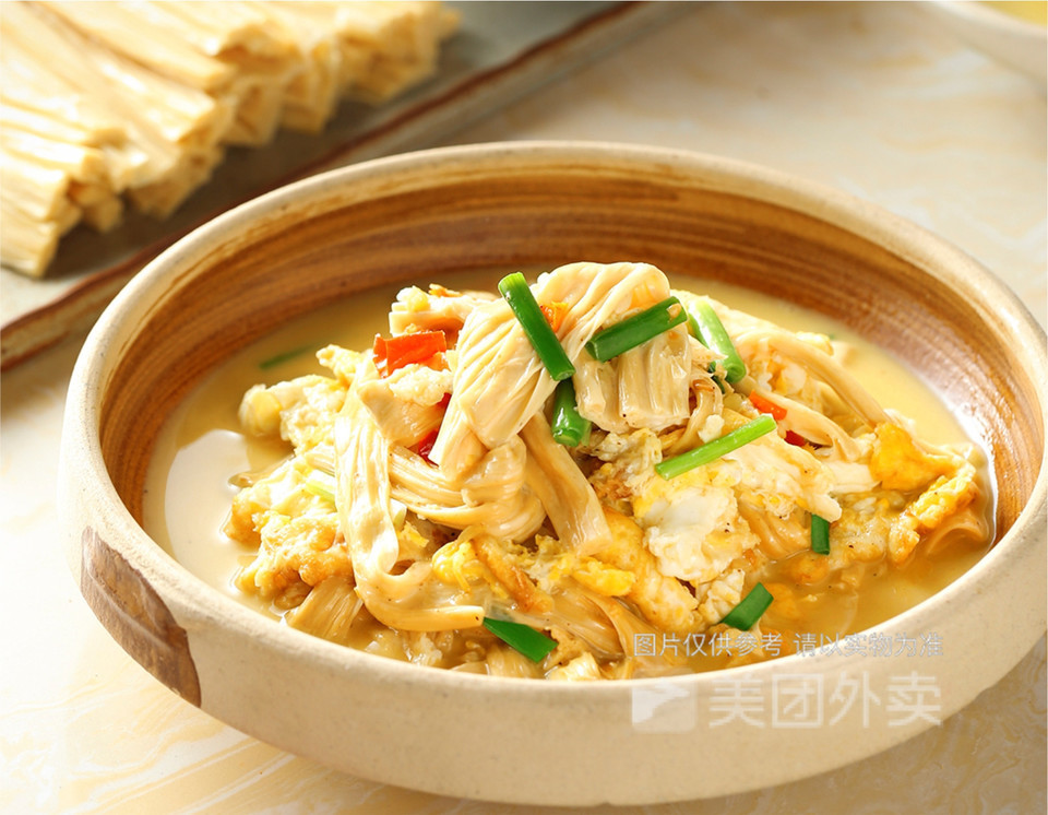 鲜腐竹焖鸡蛋图片