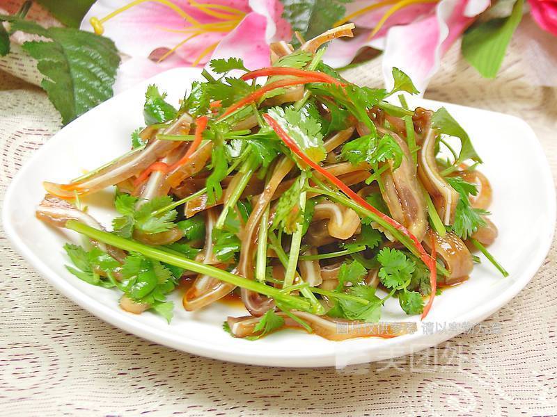 香菜拌顺风图片