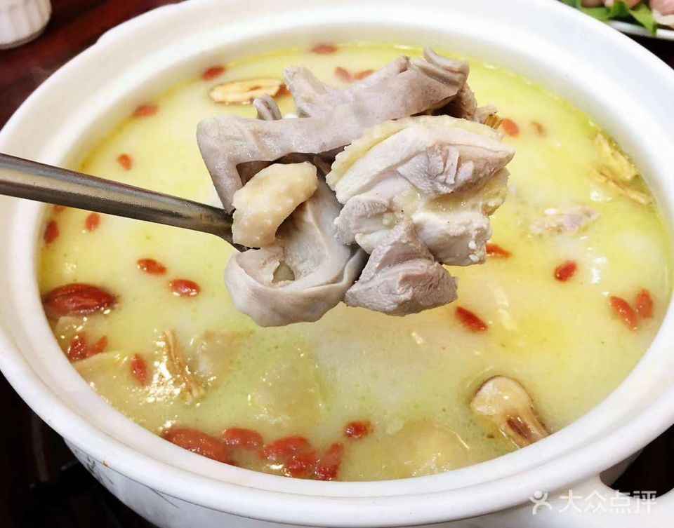 虫草花猪肚鸡图片