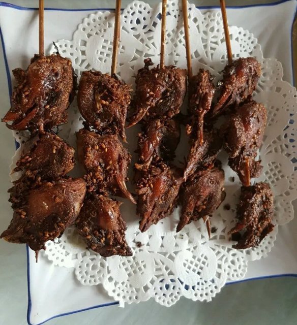 久久顺麻辣小龙虾