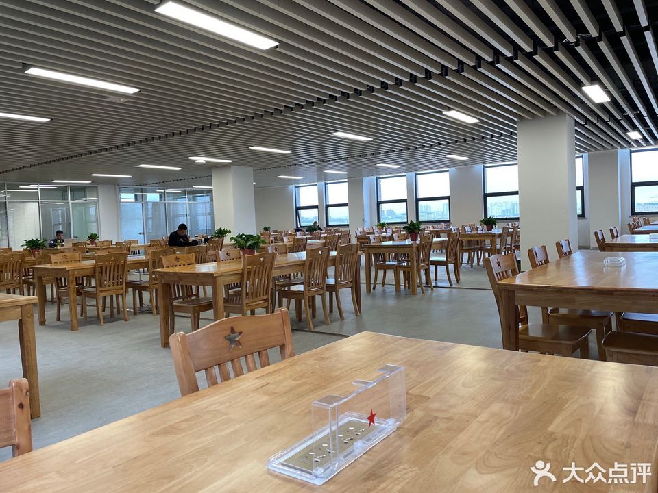 延安市图书馆图片