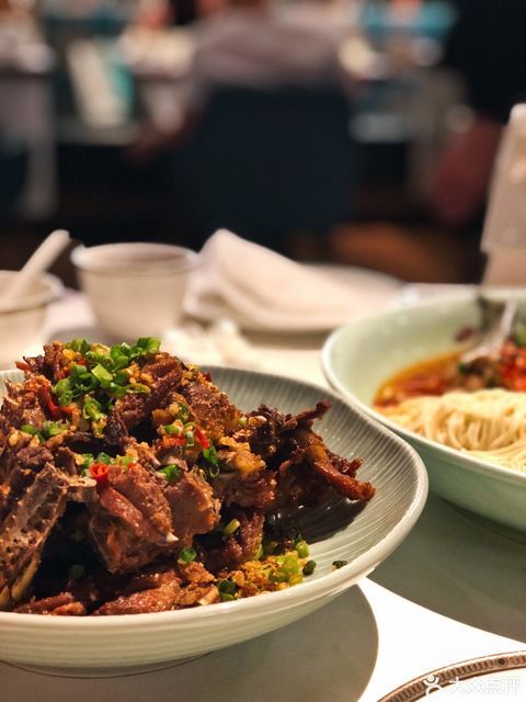 花悦庭果木烤鸭(天汇igc店)位于广州市天河区兴民路222号天汇广场igc3