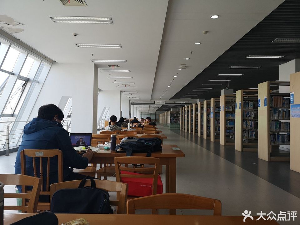 子江中学图书馆图片