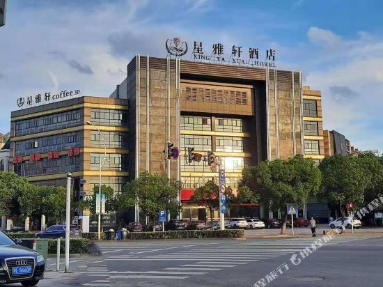 在哪儿):镇江市京口区大港街道兴港西路41号电话:7天连锁酒店(镇江大