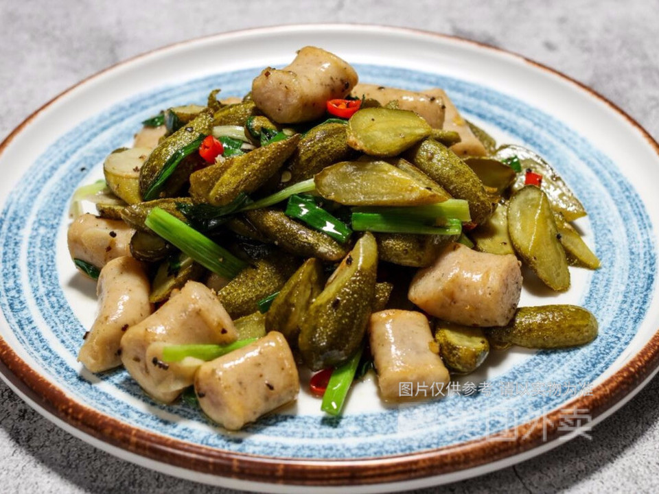 酸黄瓜炒俄肠图片