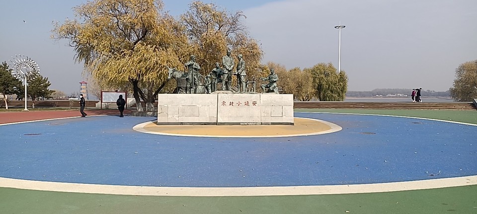 外灘公園地址(位置,怎麼去,怎麼走,在哪,在哪裡,在哪兒):佳木斯市向陽