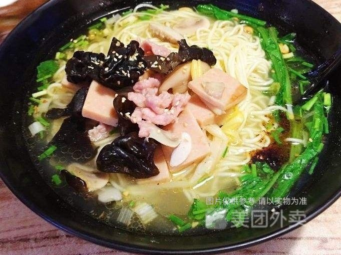 砂锅三鲜粉图片