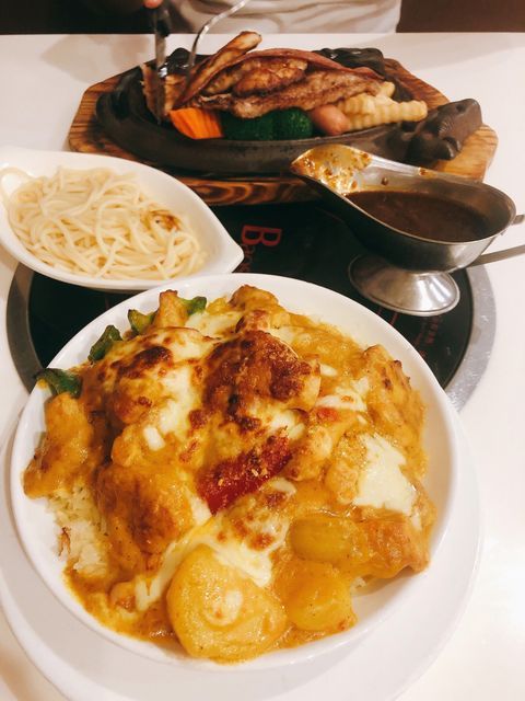 焗葡国鸡饭图片