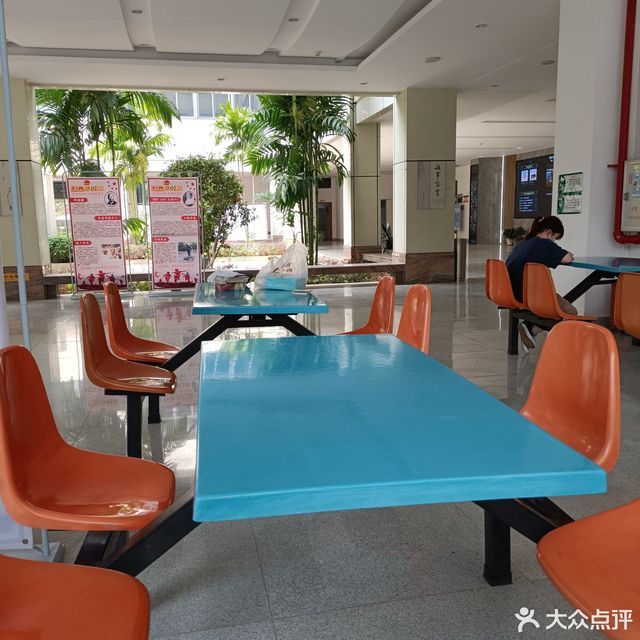 梅州剑英图书馆图片