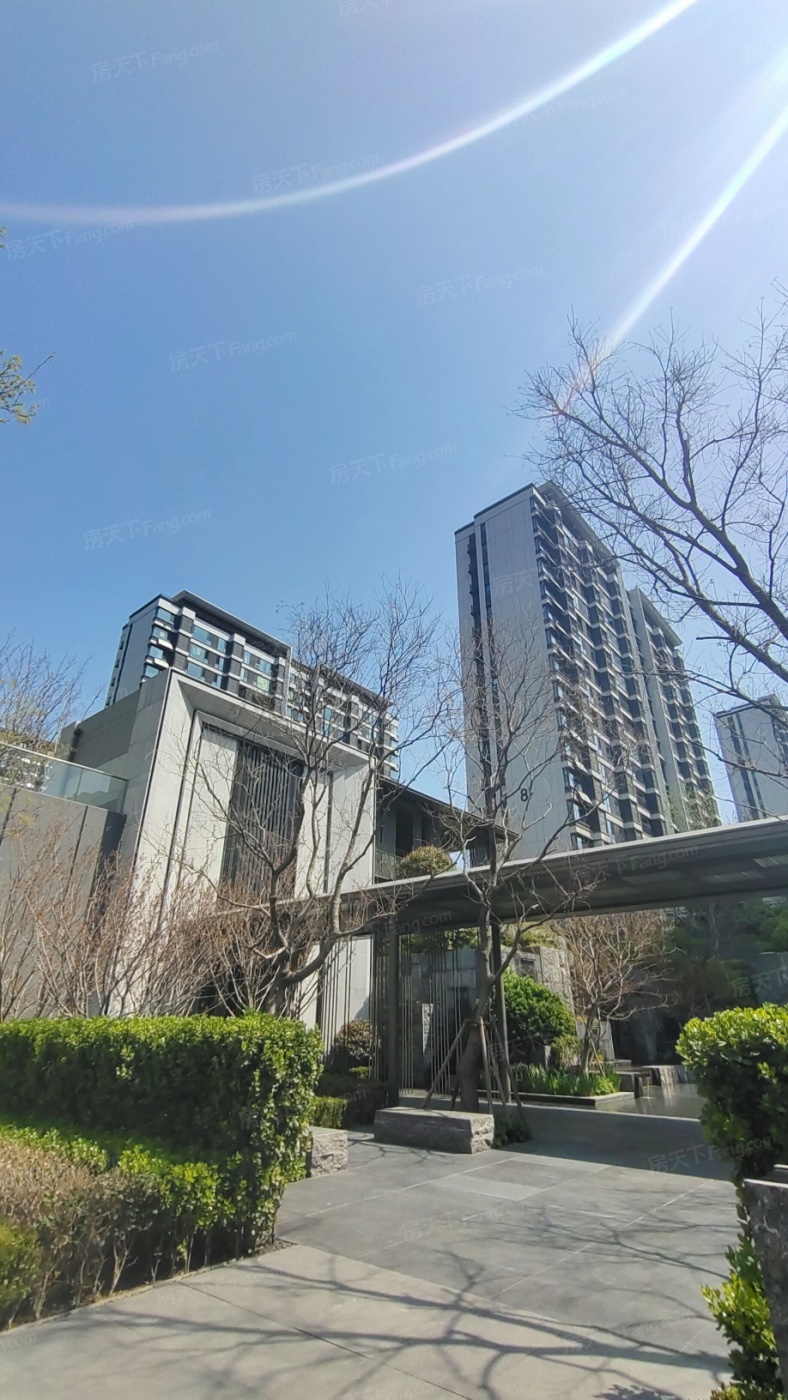 龙湖·春江天玺