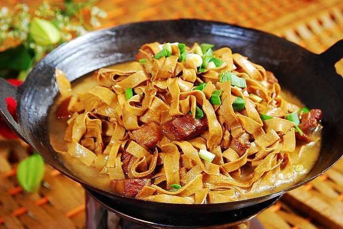 黑猪肉烧千张图片