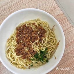星空体育这次的主角从兰州牛肉面变成了“本帮面馆”甚至有门店单月营收上百万。