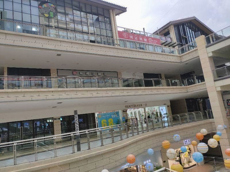 泸西锦辉广场